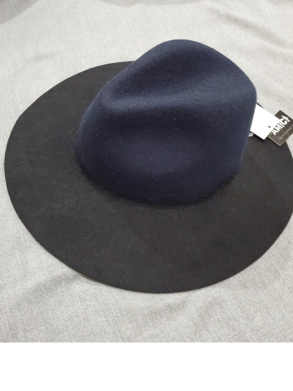 Amici Accessories wool hat Two-Tone Wide Brim  - Navy Crown, Black Brim